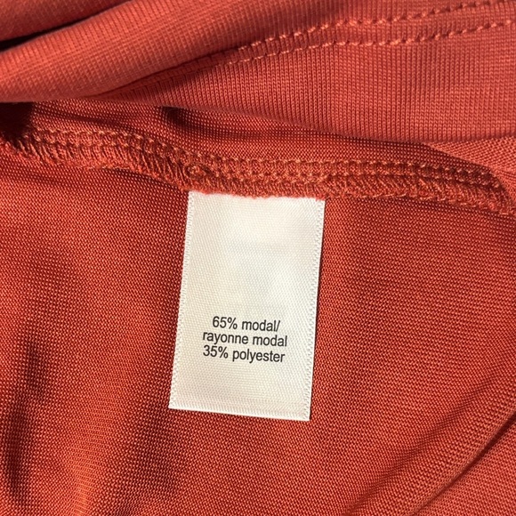 24/7 Rust Orange V-Neck Oversized Top - Picture 4 of 6